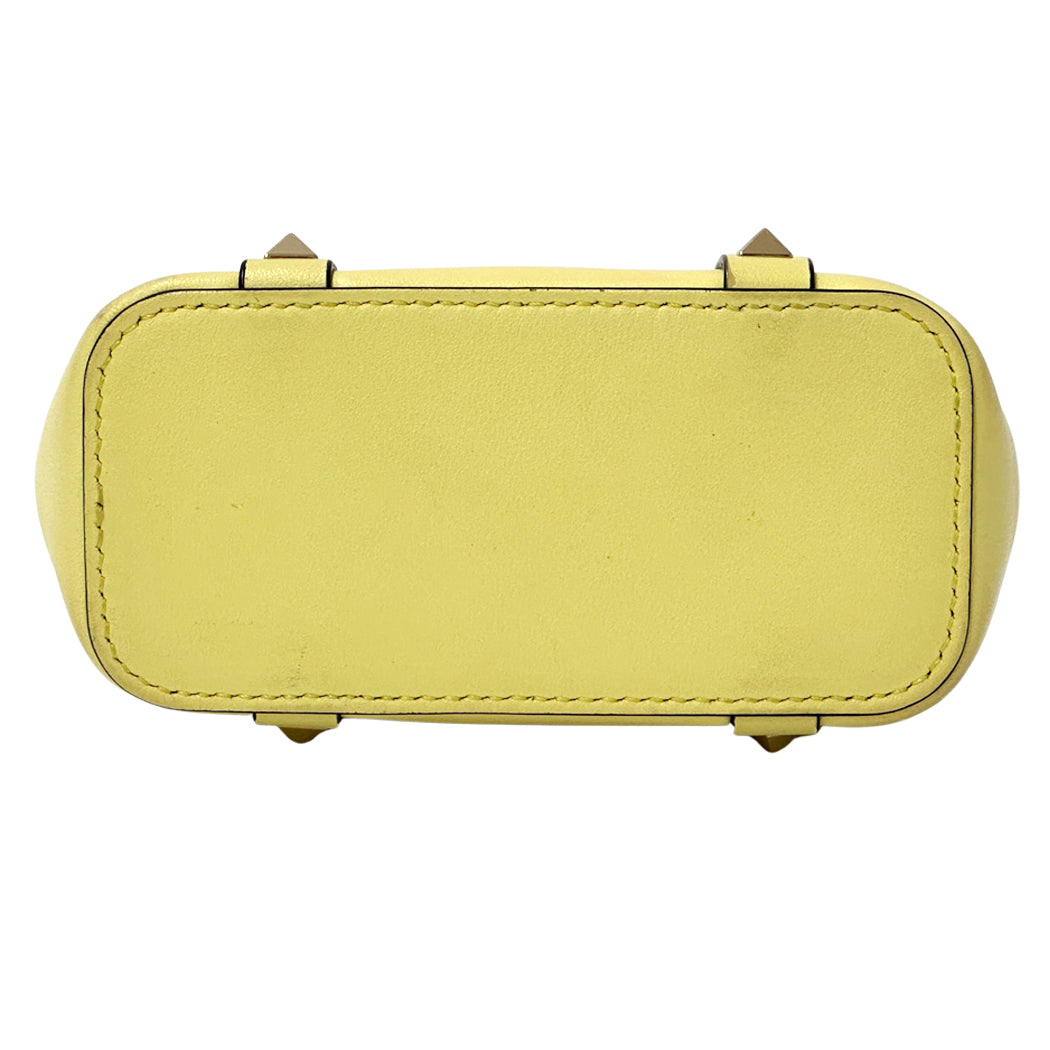 Valentino Garavani ヴァレンティノ・ガラヴァーニ 2wayバッグ ロックスタッズ イエロー レザー レディース 【中古】