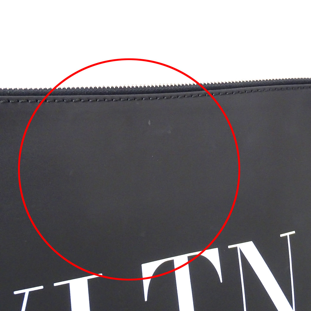 Valentino Garavani ヴァレンティノ・ガラヴァーニ VLTN クラッチ・セカンドバッグ ブラック レザー レディース メンズ 【中古】