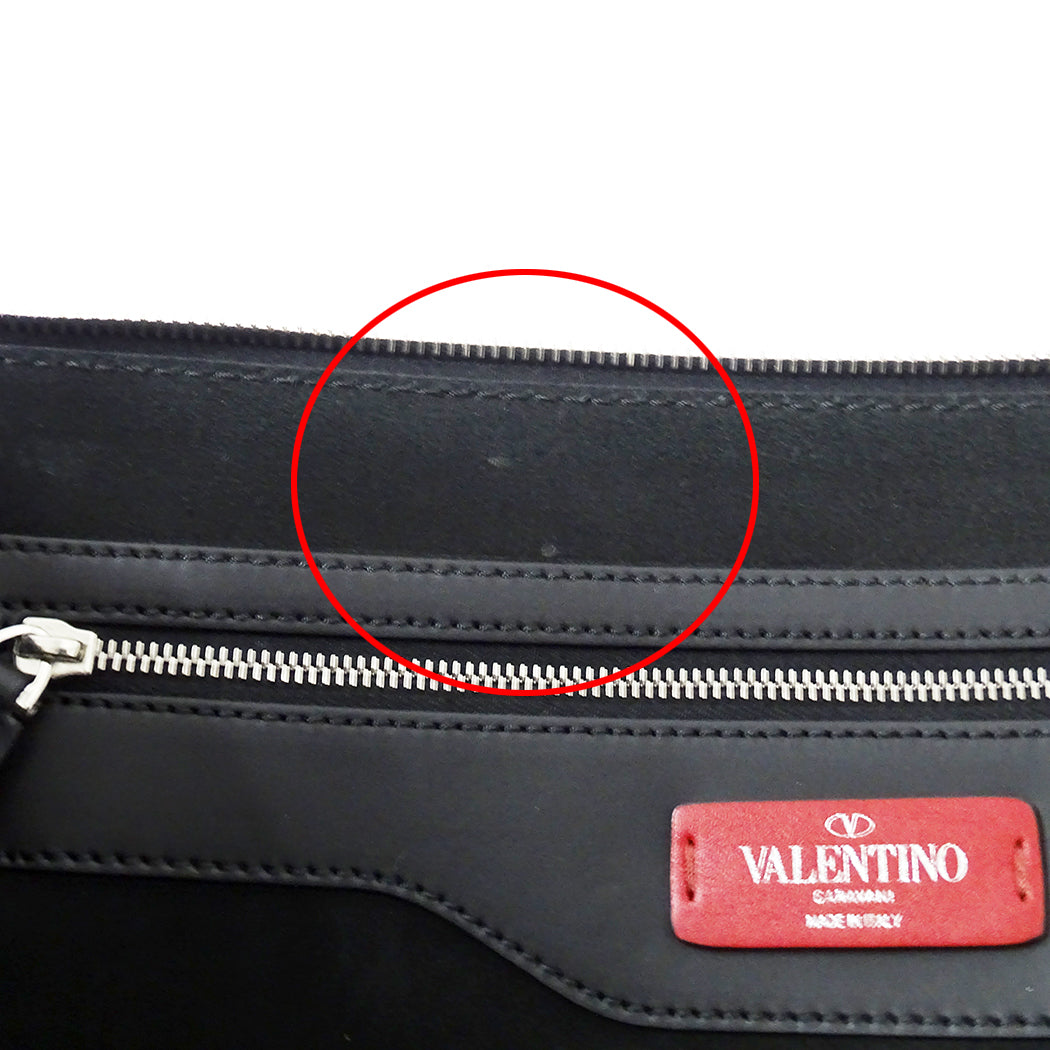Valentino Garavani ヴァレンティノ・ガラヴァーニ VLTN クラッチ・セカンドバッグ ブラック レザー レディース メンズ 【中古】