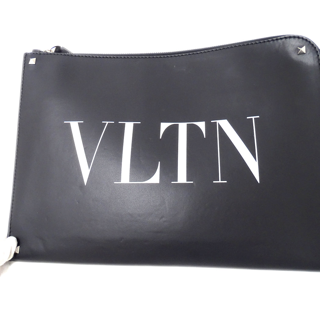 Valentino Garavani ヴァレンティノ・ガラヴァーニ VLTN クラッチ・セカンドバッグ ブラック レザー レディース メンズ 【中古】