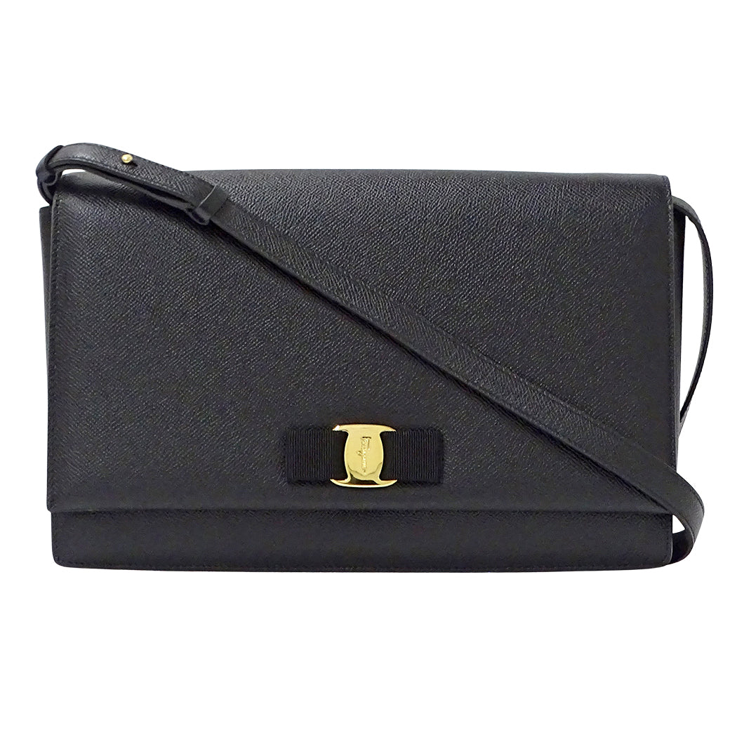 Ferragamo フェラガモ ショルダーバッグ ヴァラリボン ブラック レザー レディース 【中古】