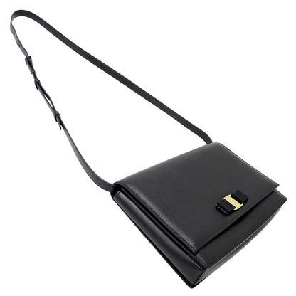 Ferragamo フェラガモ ショルダーバッグ ヴァラリボン ブラック レザー レディース 【中古】