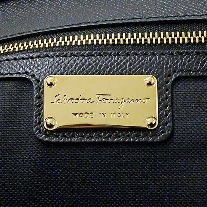 Ferragamo フェラガモ ショルダーバッグ ヴァラリボン ブラック レザー レディース 【中古】