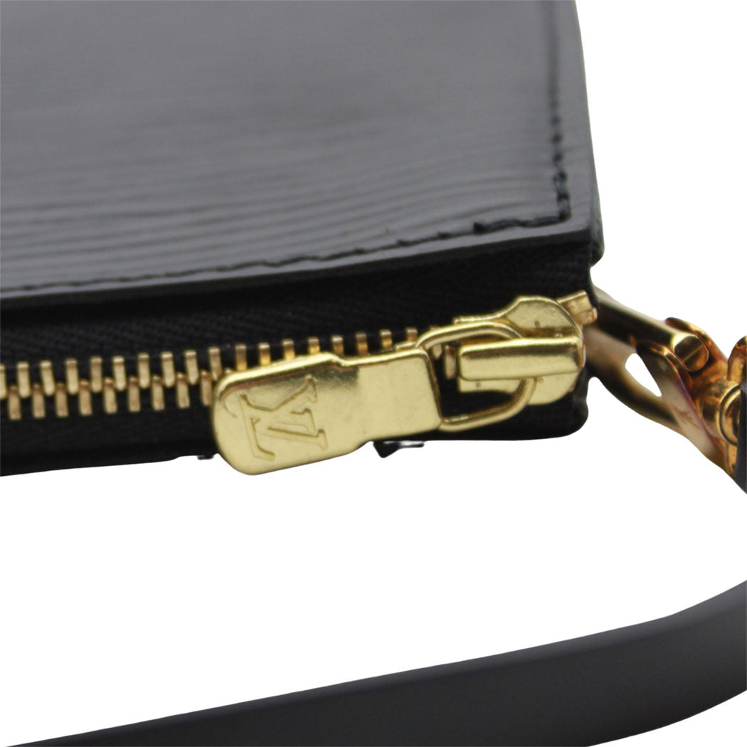 LOUIS VUITTON ルイ・ヴィトン ポシェット アクセソワール ポーチ エピ ノワール M52942 エピレザー レディース 【中古】