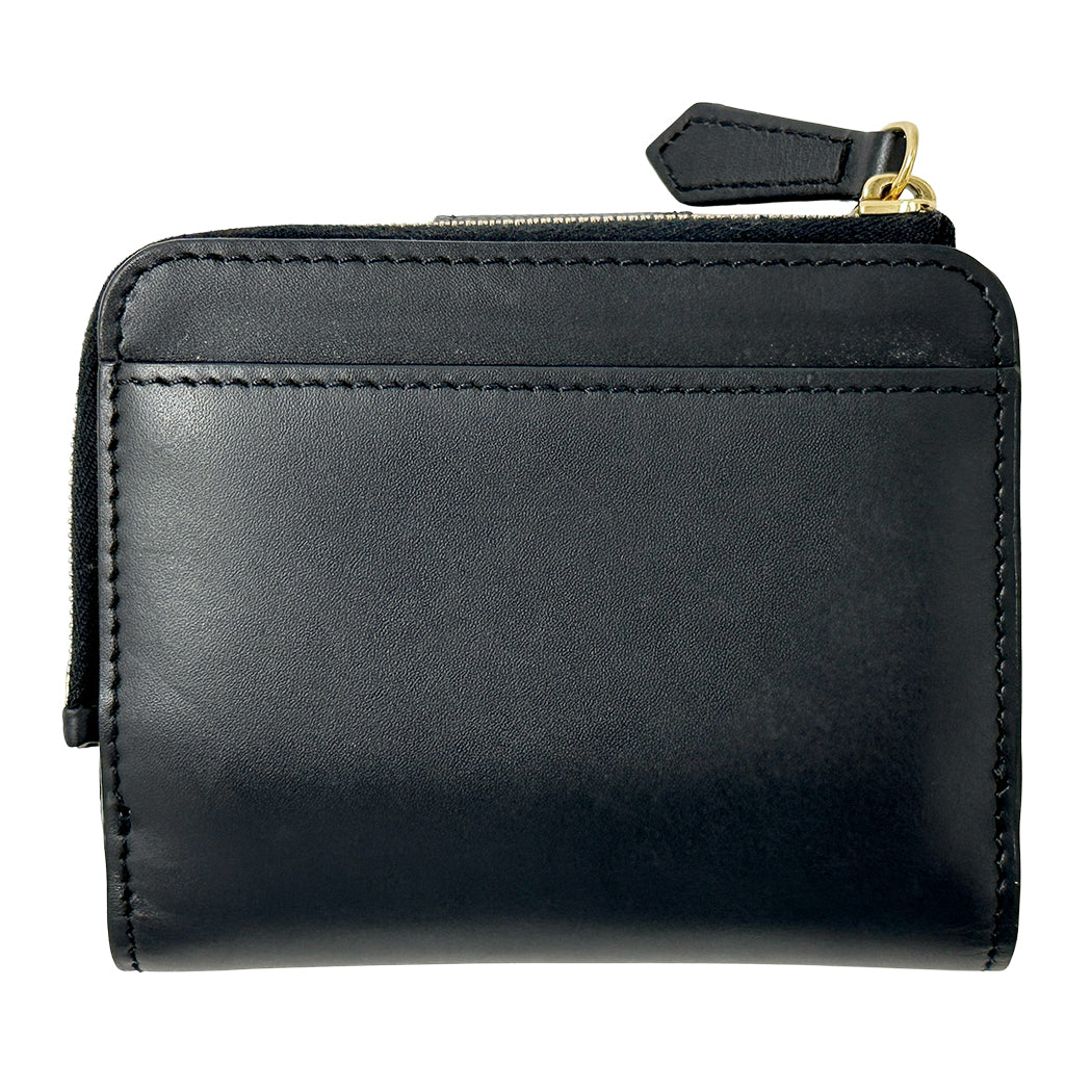 FENDI フェンディ 二つ折り財布 FFダイヤモンド ブラック 8M0490 レザー レディース メンズ 【中古】