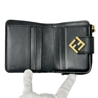 FENDI フェンディ 二つ折り財布 FFダイヤモンド ブラック 8M0490 レザー レディース メンズ 【中古】
