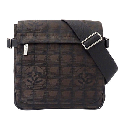 CHANEL シャネル ショルダーバッグ ニュートラベル ダークブラウン シルバー金具 ナイロン レディース 【中古】