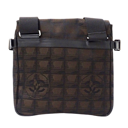 CHANEL シャネル ショルダーバッグ ニュートラベル ダークブラウン シルバー金具 ナイロン レディース 【中古】