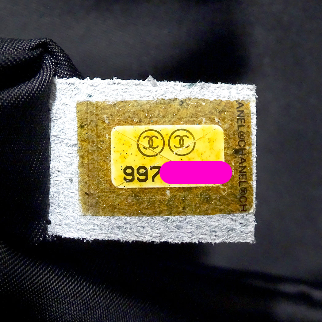 CHANEL シャネル ショルダーバッグ ニュートラベル ダークブラウン シルバー金具 ナイロン レディース 【中古】