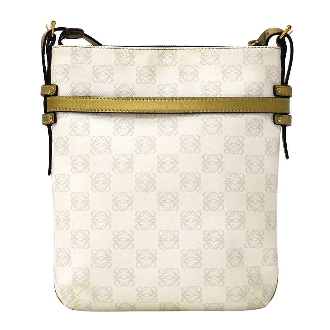 LOEWE ロエベ ショルダーバッグ ホワイト ゴールド PVC レディース 【中古】