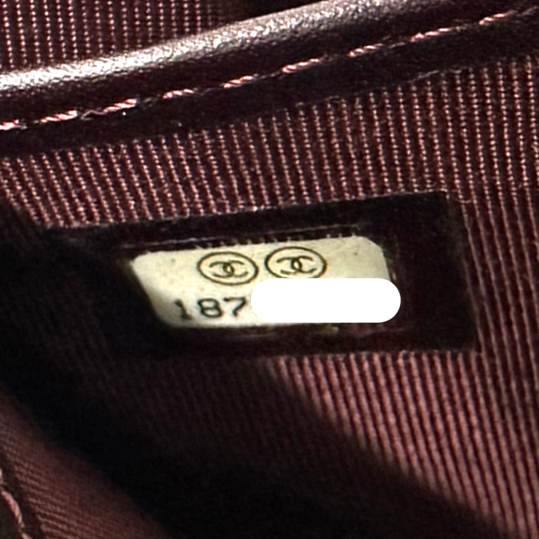 CHANEL シャネル 長財布 マトラッセ ブラック ゴールド金具 キャビアスキン レディース 【中古】