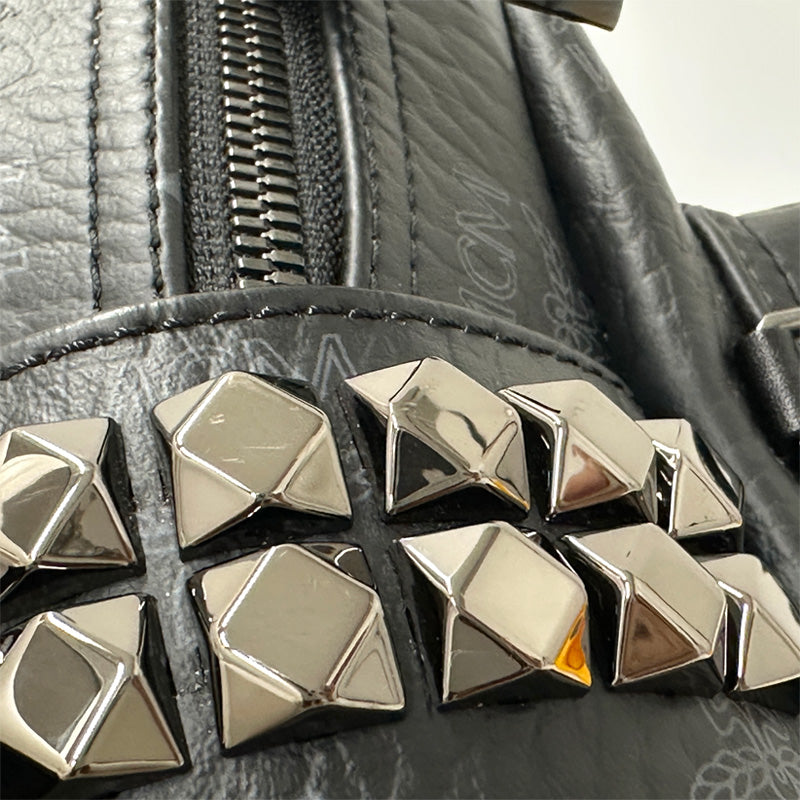 エム・シー・エム MCM サイドスタッズ バックパック リュック ヴィセトス ブラック レディース 【中古】