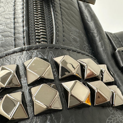 エム・シー・エム MCM サイドスタッズ バックパック リュック ヴィセトス ブラック レディース 【中古】