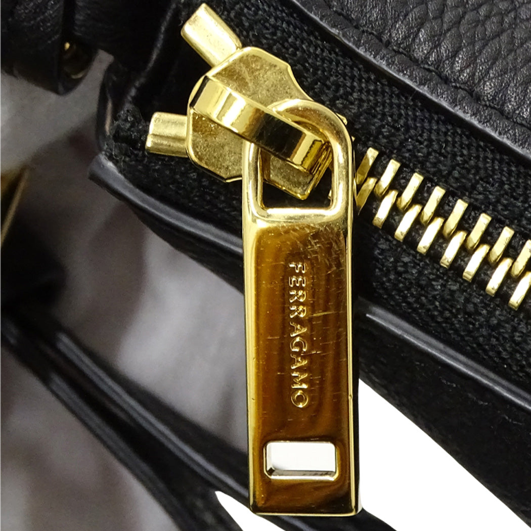 Ferragamo フェラガモ 2wayバッグ ガンチーニ ブラック レザー レディース 【中古】