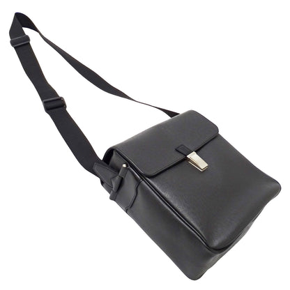 LOUIS VUITTON ルイ・ヴィトン ヤランガ ショルダーバッグ タイガ アルドワーズ M30822 メンズ 【中古】