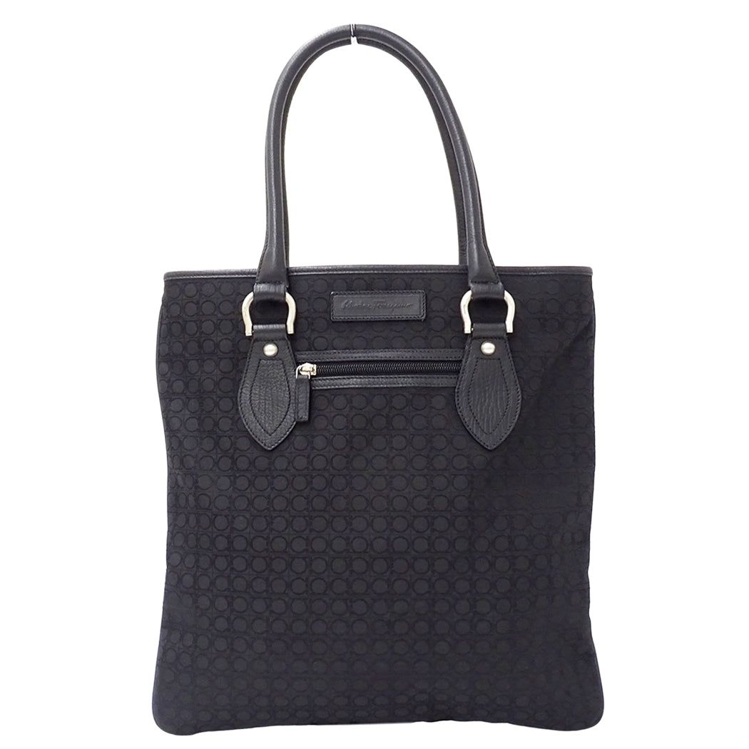 Ferragamo フェラガモ トートバッグ ブラック AU-24 5553 ナイロン レディース 【中古】