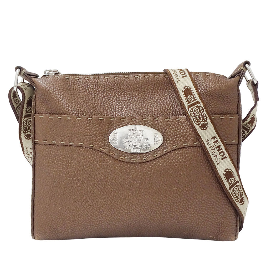 FENDI フェンディ ショルダーバッグ セレリア ブラウン レザー レディース 【中古】
