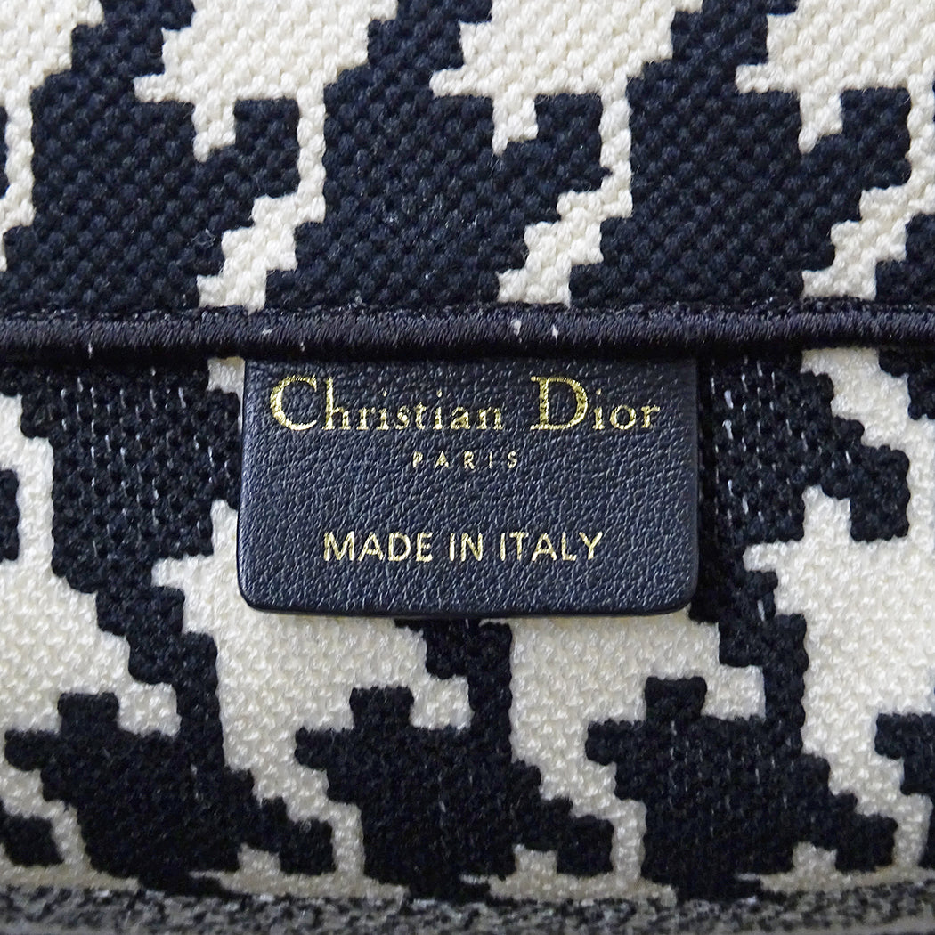 Dior ディオール ブックトート ミディアム トートバッグ ブラック ホワイト キャンバス レディース 【中古】