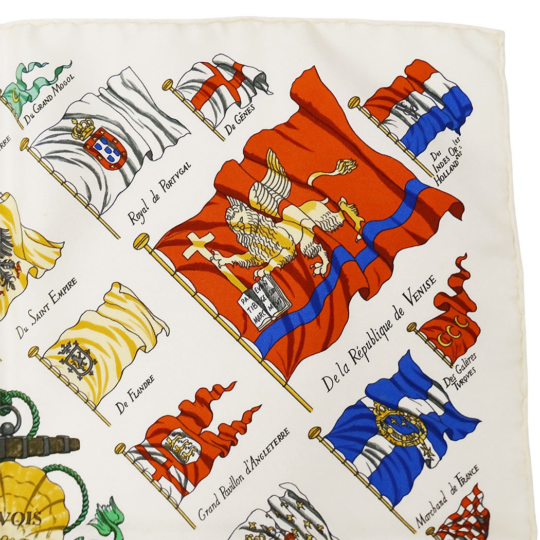 HERMES エルメス カレ45 PAVOIS 船旗 スカーフ アイボリー マルチカラー シルク レディース 【中古】