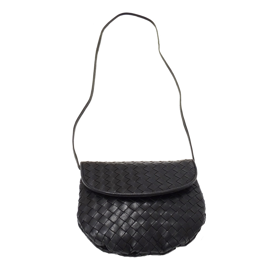 BOTTEGAVENETA ボッテガ・ヴェネタ ショルダーバッグ イントレチャート ブラック 黒 レザー レディース 【中古】