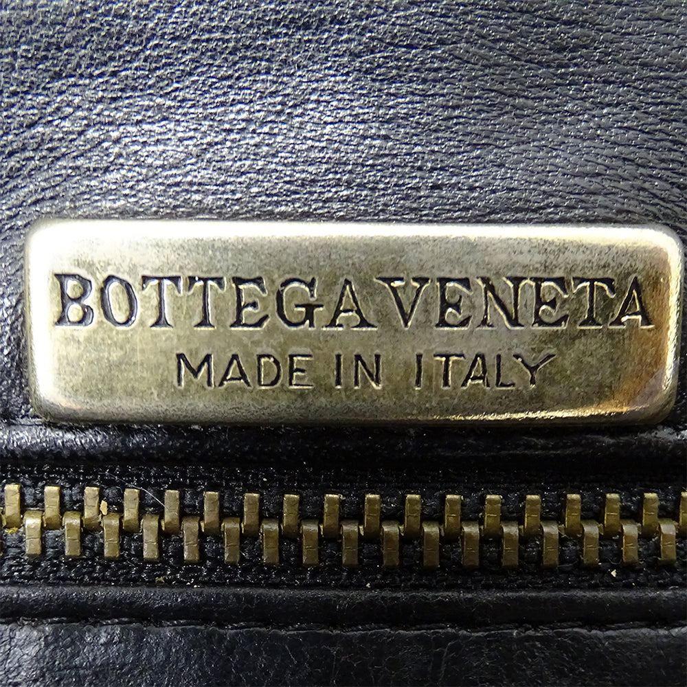 BOTTEGAVENETA ボッテガ・ヴェネタ ショルダーバッグ イントレチャート ブラック 黒 レザー レディース 【中古】