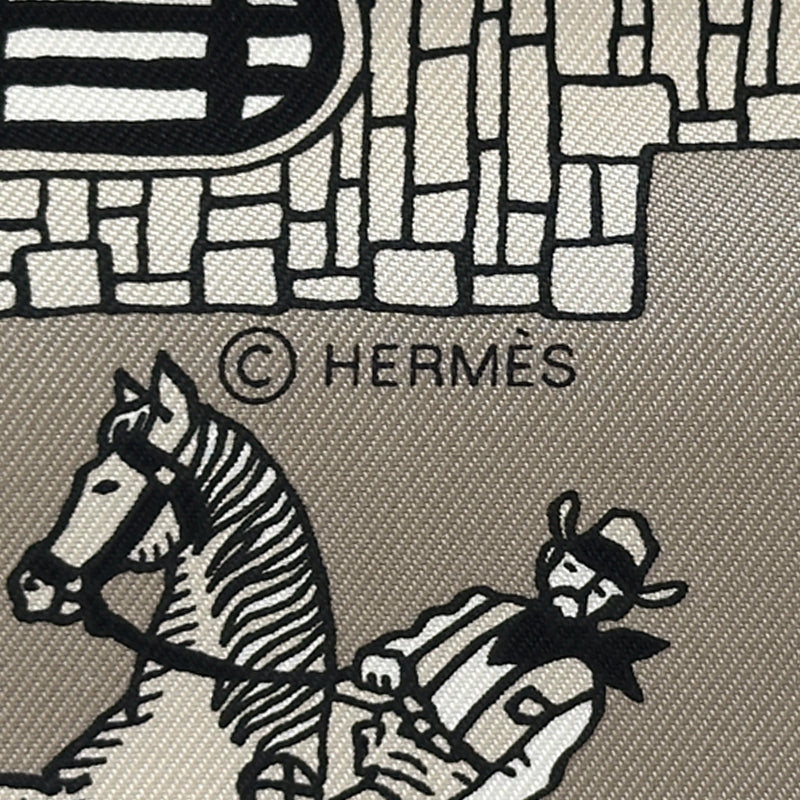HERMES エルメス カレ55 Hermes Paris Station エルメス・パリ・ステーション スカーフ グレー オレンジ シルク レディース 【中古】