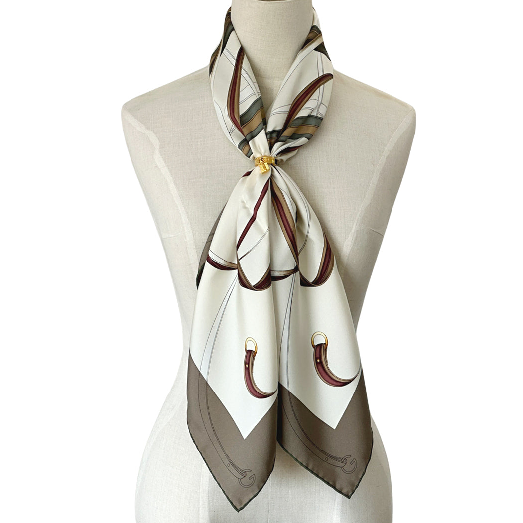 GUCCI グッチ スカーフ カーキ ベージュ シルク レディース 【中古】