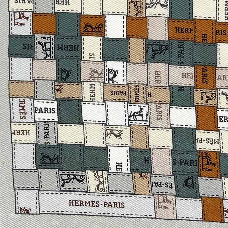HERMES エルメス カレ90 Bolduc au Carre ボリュデュック・チェック スカーフ グレー オレンジ シルク レディース 【中古】