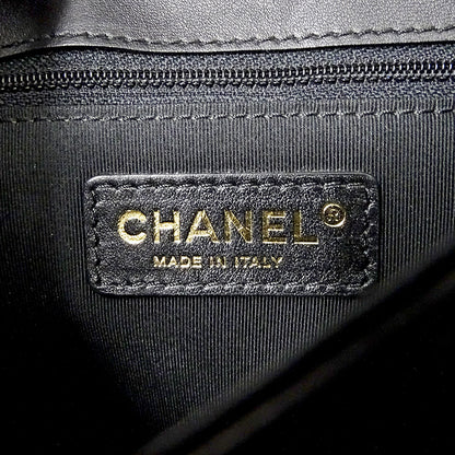 CHANEL シャネル ショルダーバッグ マトラッセ ブラック ゴールド金具 ラムスキン レディース 【中古】
