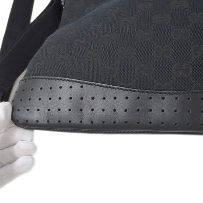 GUCCI グッチ ショルダーバッグ ブラック 145857 GGキャンバス レディース メンズ 【中古】