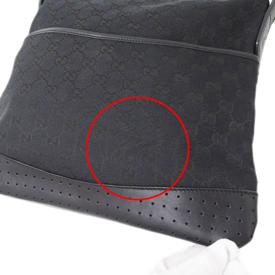 GUCCI グッチ ショルダーバッグ ブラック 145857 GGキャンバス レディース メンズ 【中古】