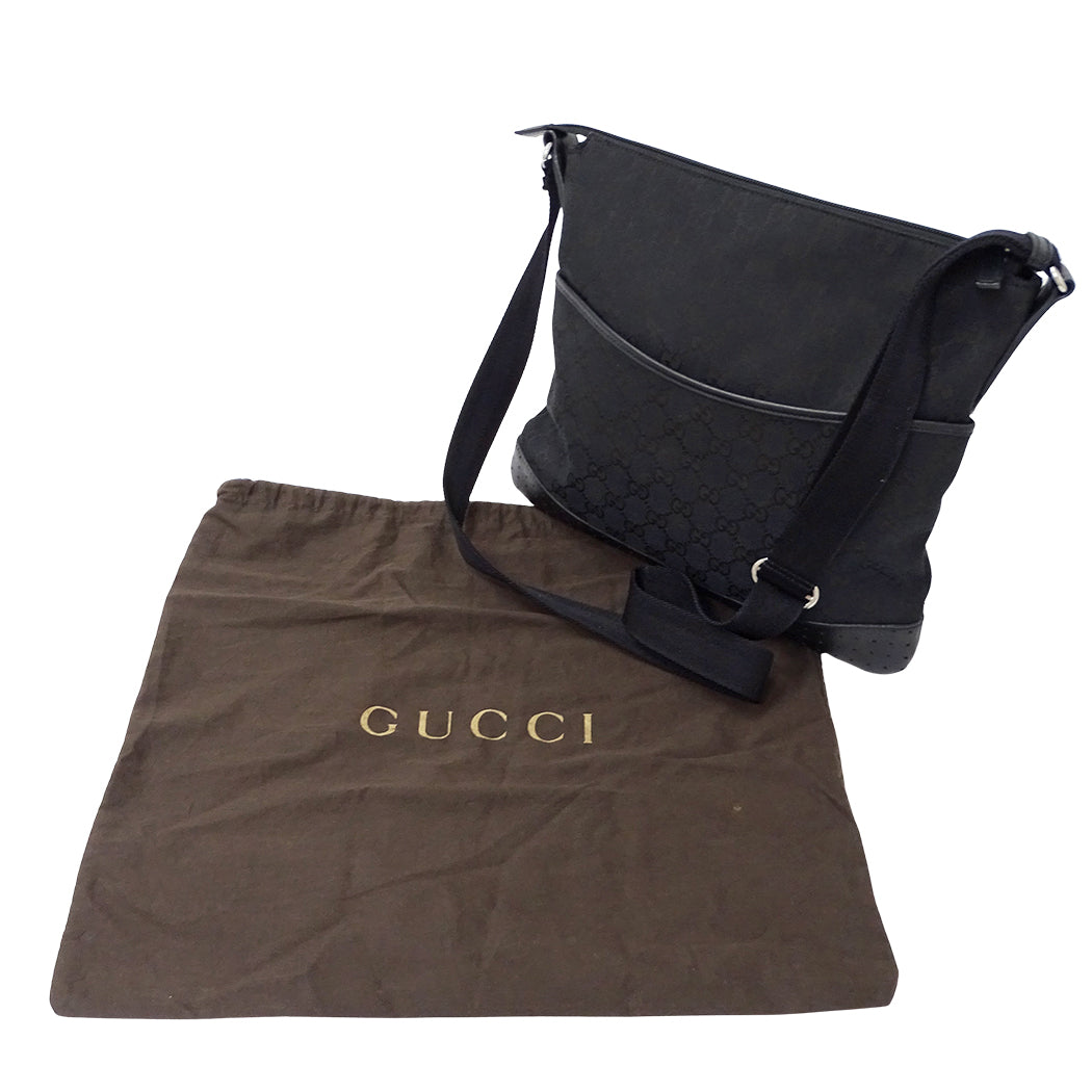 GUCCI グッチ ショルダーバッグ ブラック 145857 GGキャンバス レディース メンズ 【中古】