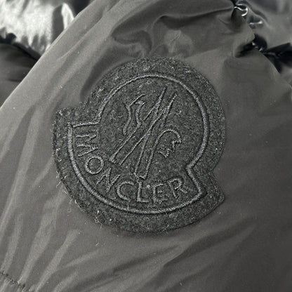 MONCLER モンクレール ダウンジャケット ゲニオック ブラック ナイロン レディース 1 【中古】