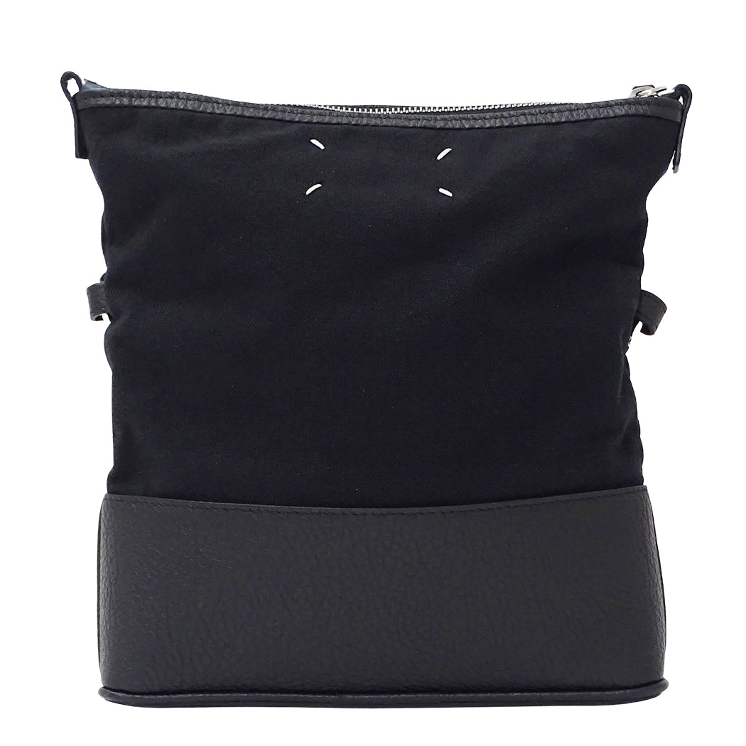 Maison Margiela メゾン マルジェラ ショルダーバッグ 4ステッチ ブラック キャンバス レディース メンズ 【中古】