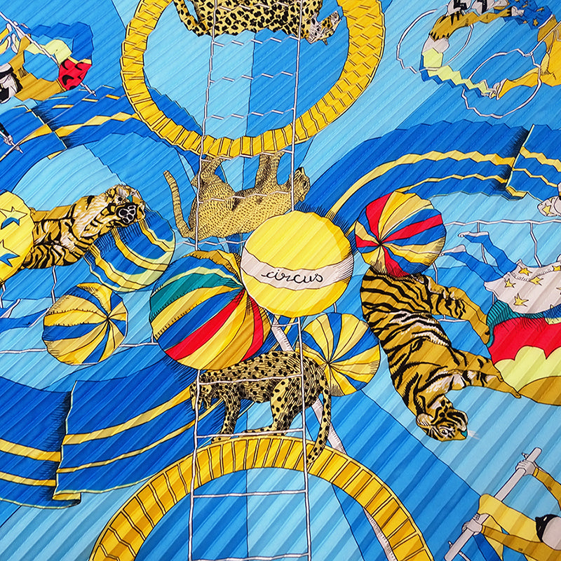 HERMES エルメス circus サーカス スカーフ プリーツカレ ブルー シルク レディース 【中古】